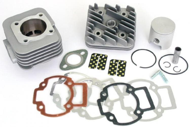 82000 gruppo termico athena racing 70cc d.47,6 piaggio ac aria sp.12 alluminio scarico traversino