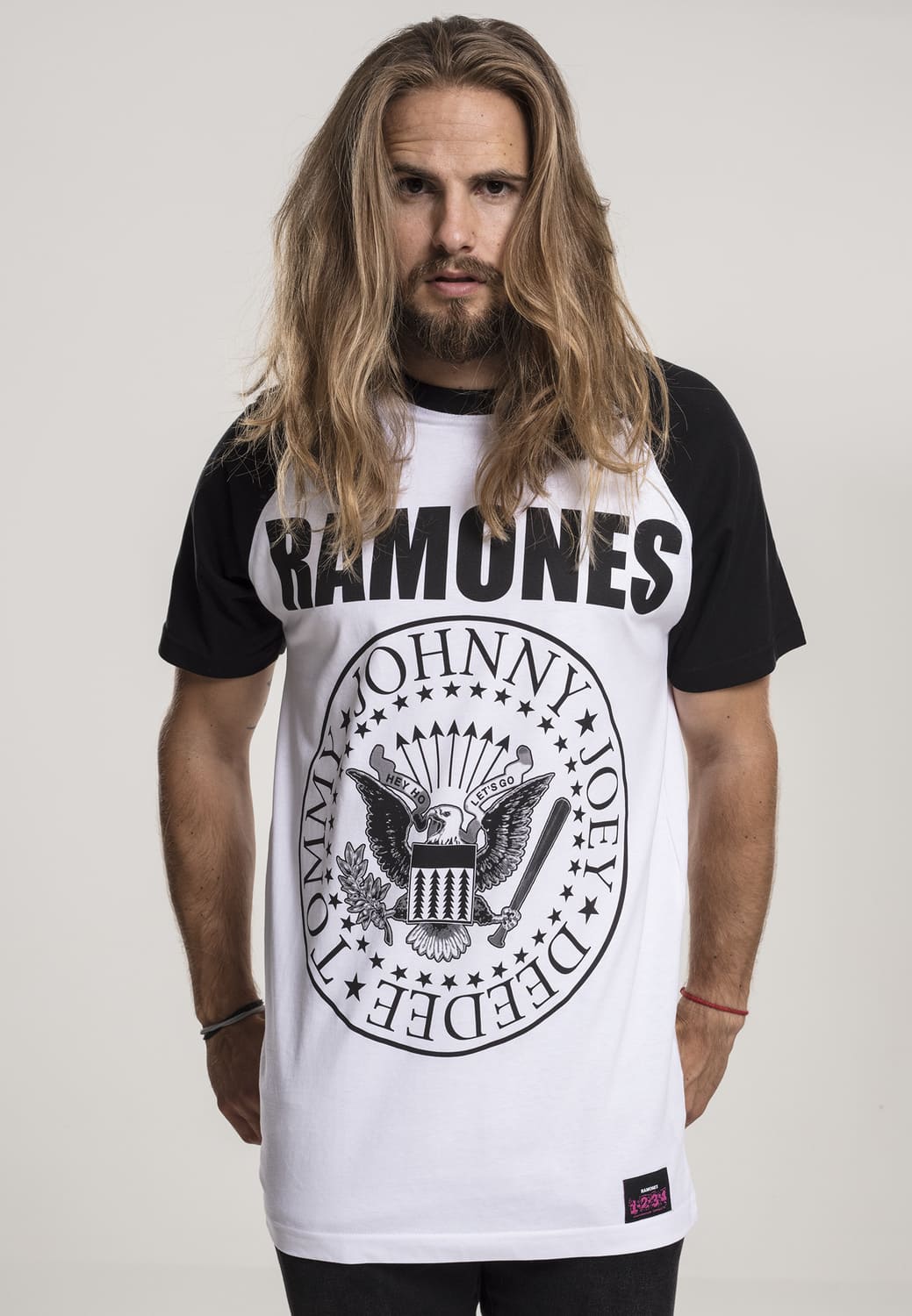 MC061-00224-0060 T-shirt Ramones Circle Raglan bianco/nero XXL
