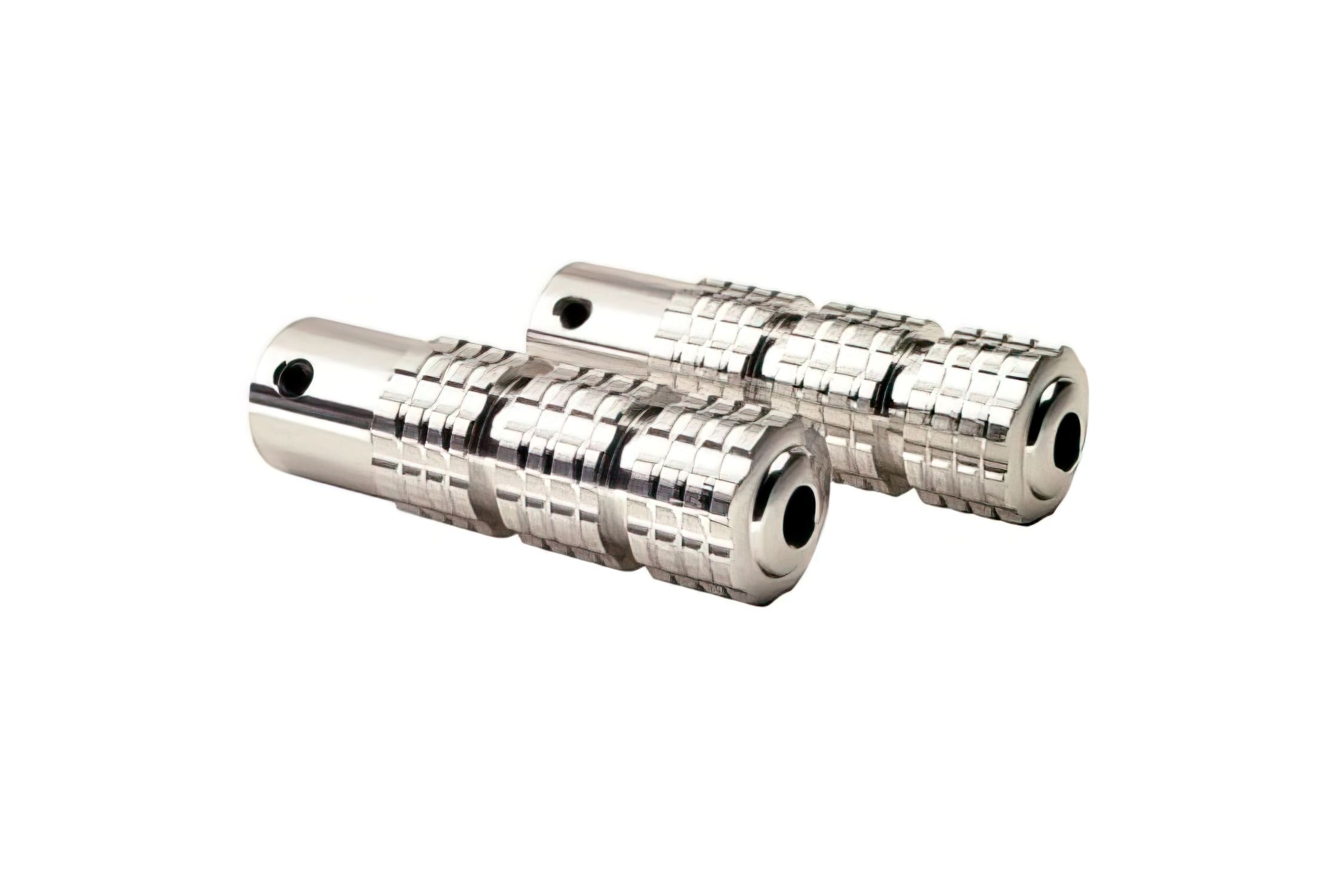 CGN276575 Poggiapiedi Tun’R, scanalato, argento, COD: CGN276575