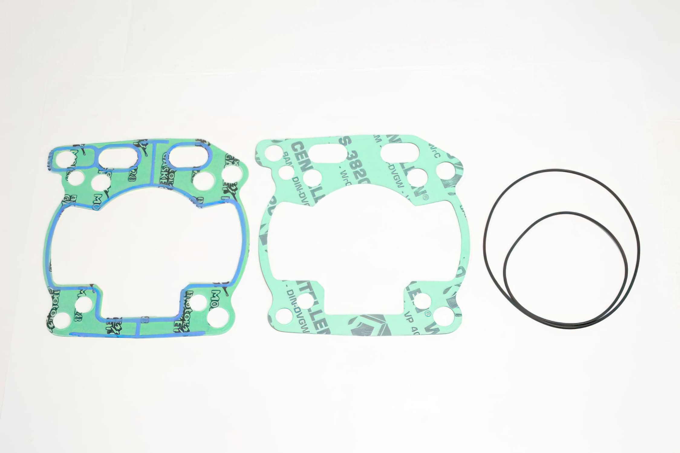 AT-09342833 RM 250 top end gasket kit