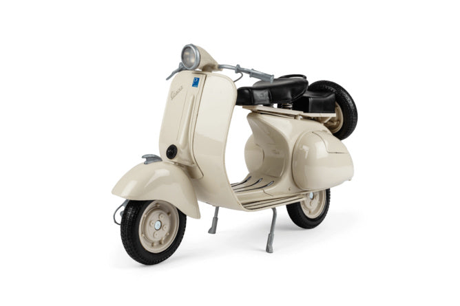 OE-PIA606188M Modello in miniatura Vespa 150 VL1T Cream 1:6