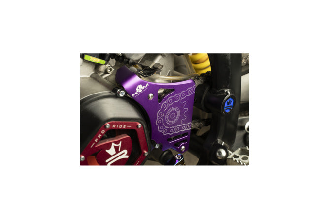 KR804F Sprocket guard with clutch rod stop purple