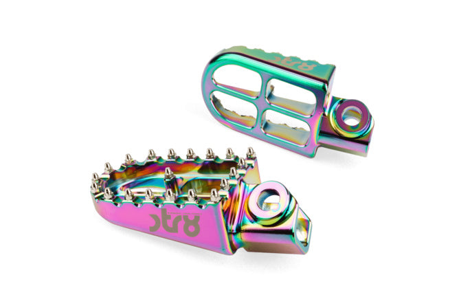 STR-220.22/NC Poggiapiedi Rieju MRT STR8 CNC Neochrome (set) - Billaricambi SRLS