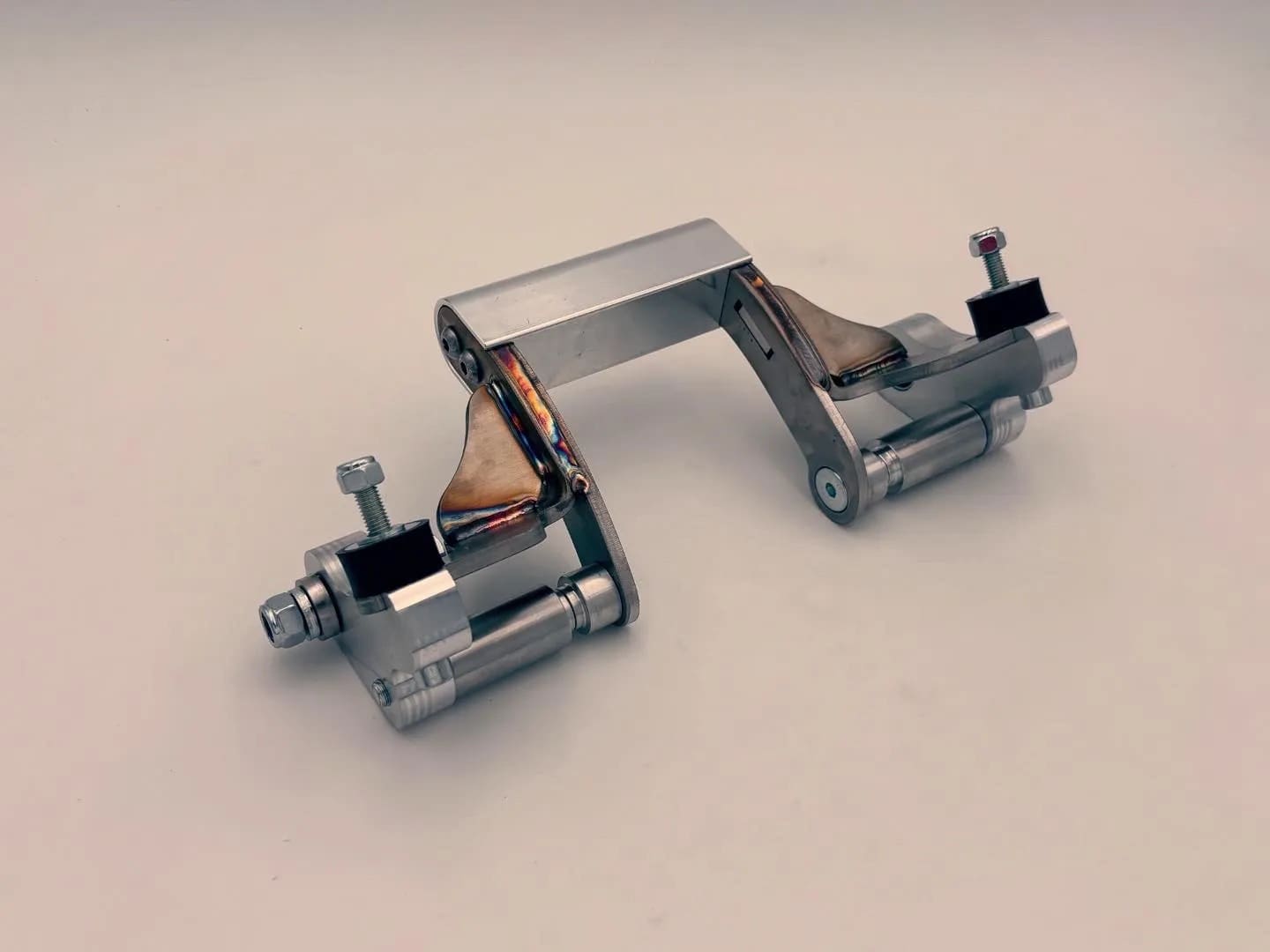 Supporto motore Telaietto Reggiblocco modificato per montaggio Carburatore verso ruota Yamaha Aerox
