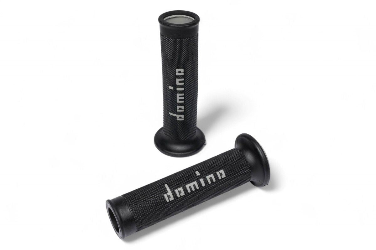 MN1658 Manopole DOMINO Strada A010 - Nero/grigio
