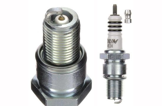 NGKBR9EIX Candela NGK BR9EIX (4 pezzi per scatola)