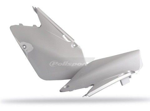 P8600400001 Portanumeri laterali SUZUKI bianco