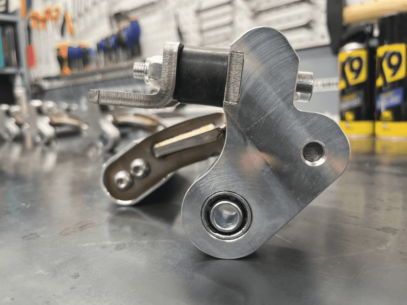 Supporto motore F12