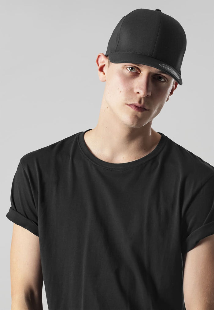 FF-180-00007-0044 Cappellino Flexfit Delta nero L/XL