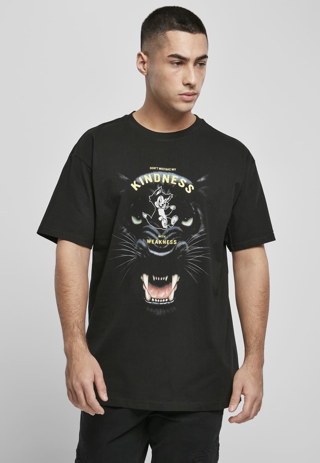 MT1802-00007-0060 Kindness No Weakness Oversize T-shirt black XXL