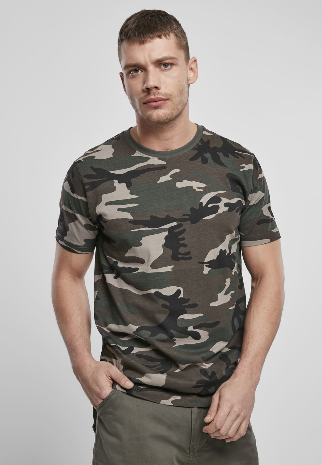 BD4200-00992-0231 Brandit woodland t-shirt 7XL