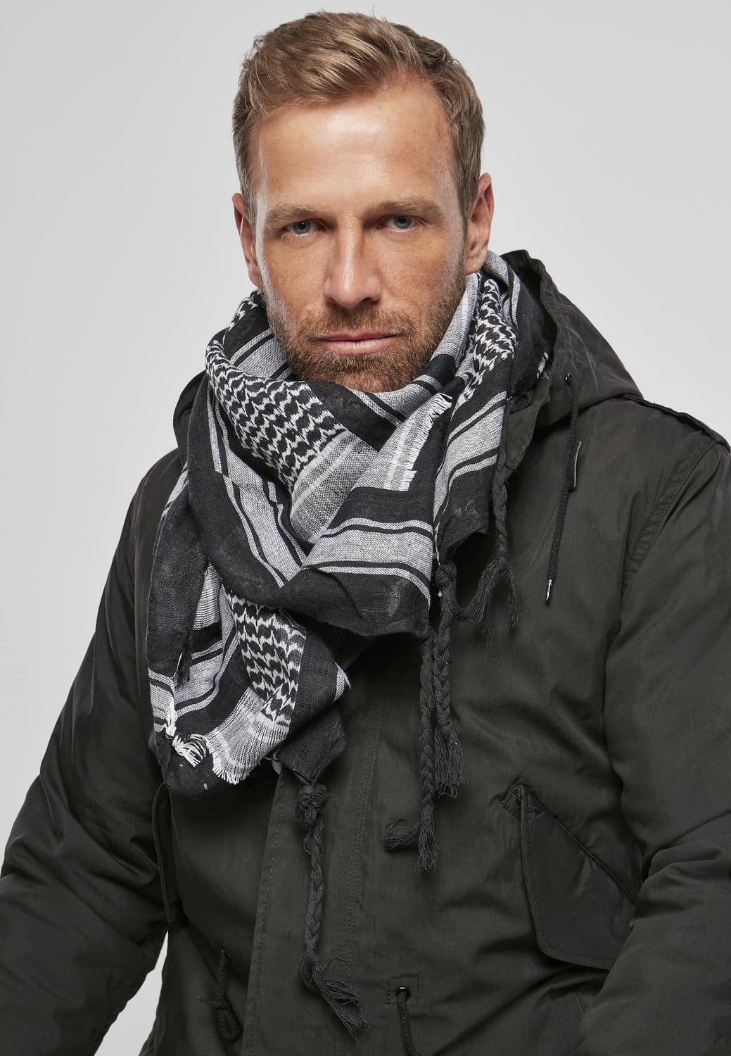 BD7009-00826-0050 Brandit black/white one size shemagh scarf