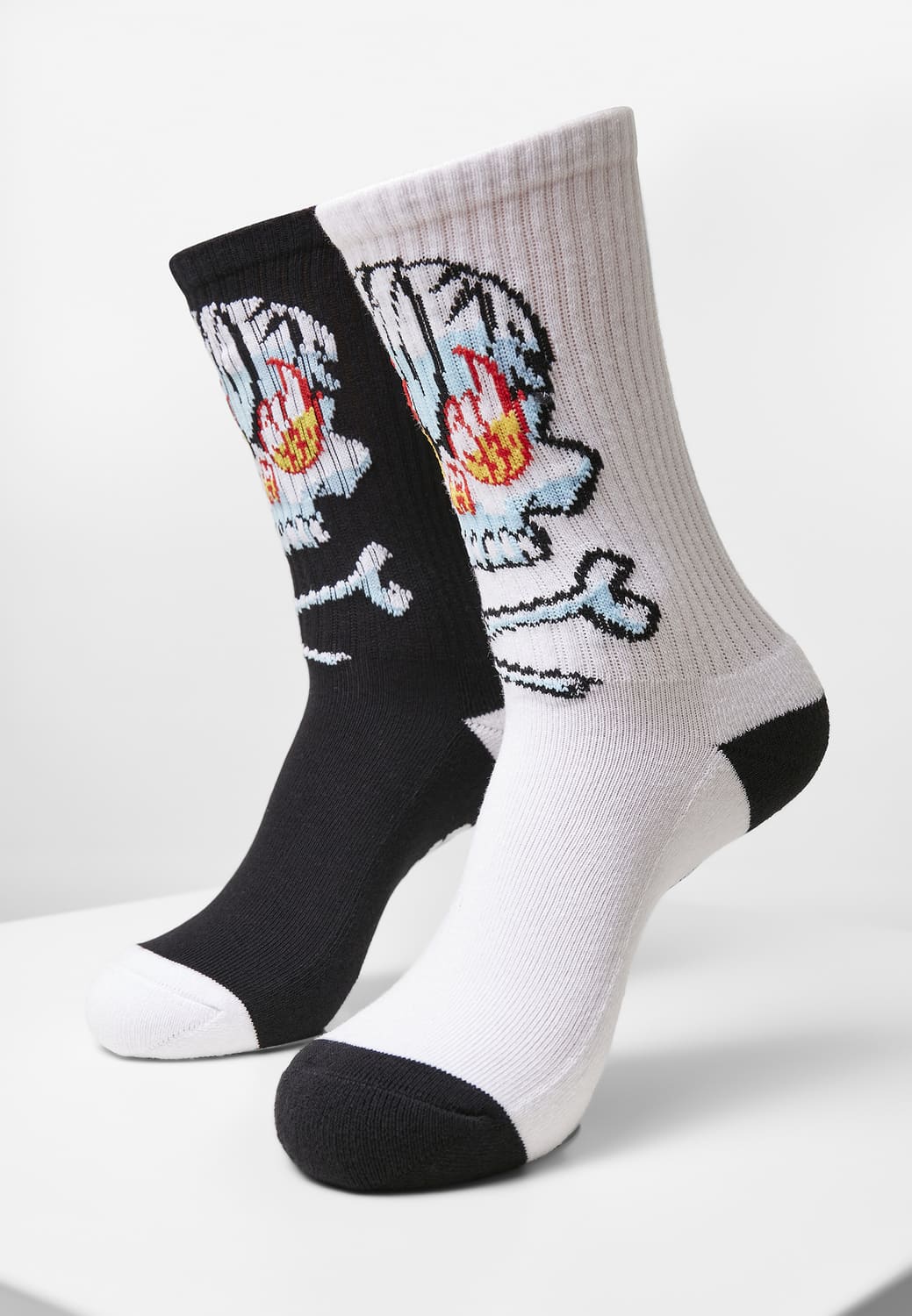 CS2801-03102-0078 Cayler &amp; Sons Never Scared Socks 2-Pack Black + White 47-50