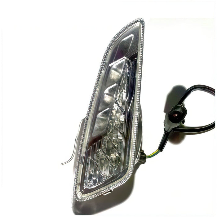 SP-91811 Freccia LED anteriore sinistro con luce diurna Vespa Primavera bianco