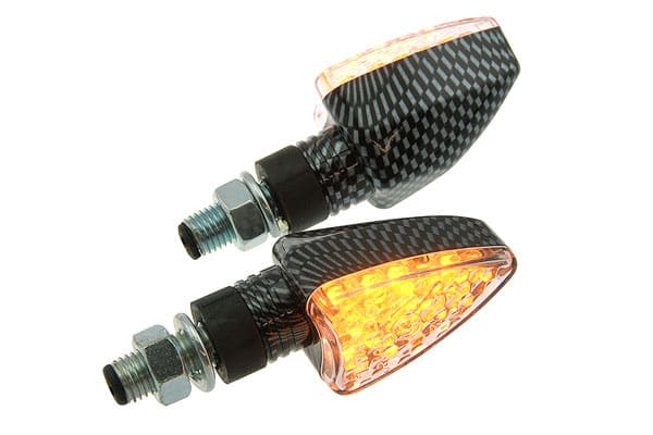 STR-675.33/CA Frecce LED Fighter, trasparente, look carbonio omologato CE