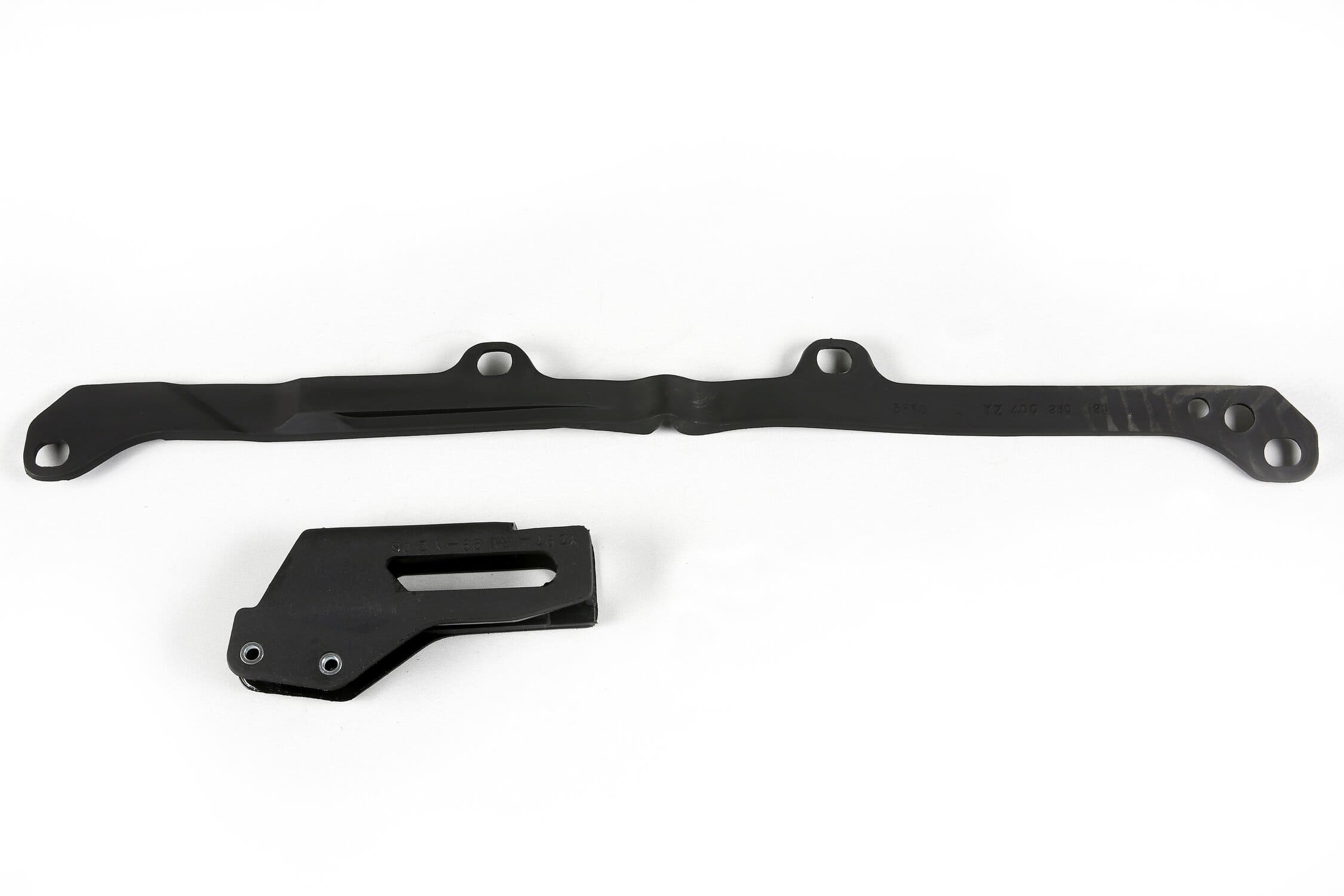 UF-YA04802@001 Kit cruna catena + fascia forcella Yamaha YZF 250 / 450 2004 nero UFO, COD: UF-YA04802@001