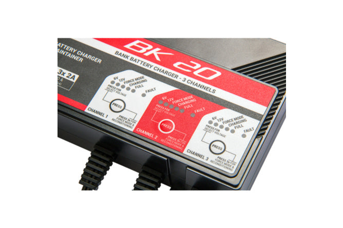 BS-700547 Battery charger 6/12V - 4 40A BS Battery BK20