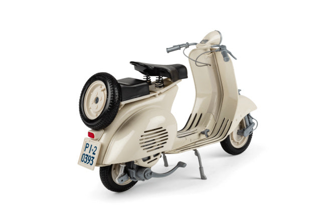 OE-PIA606188M Miniature Model Vespa 150 VL1T Cream 1:6 