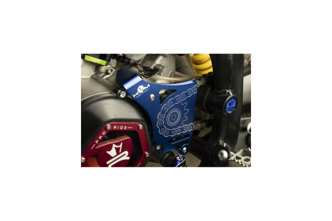KR808F Protezione pignone con stop bielletta frizione blu scuro