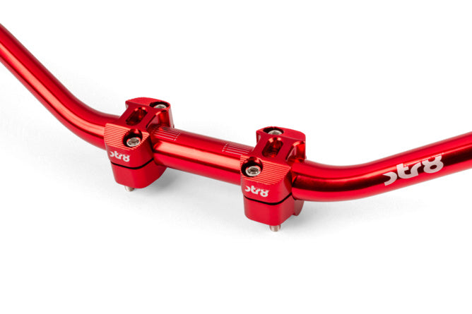 STR-003.63/RE Manubrio + morsetti 28mm Str8 rosso