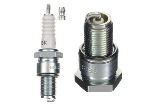 NGKB8ES Candela NGK B8ES (10 pezzi per scatola)